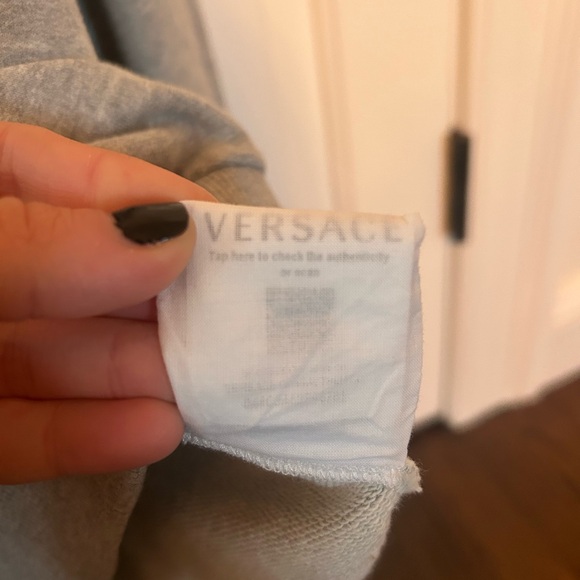 Versace Crewneck - Picture 4 of 7